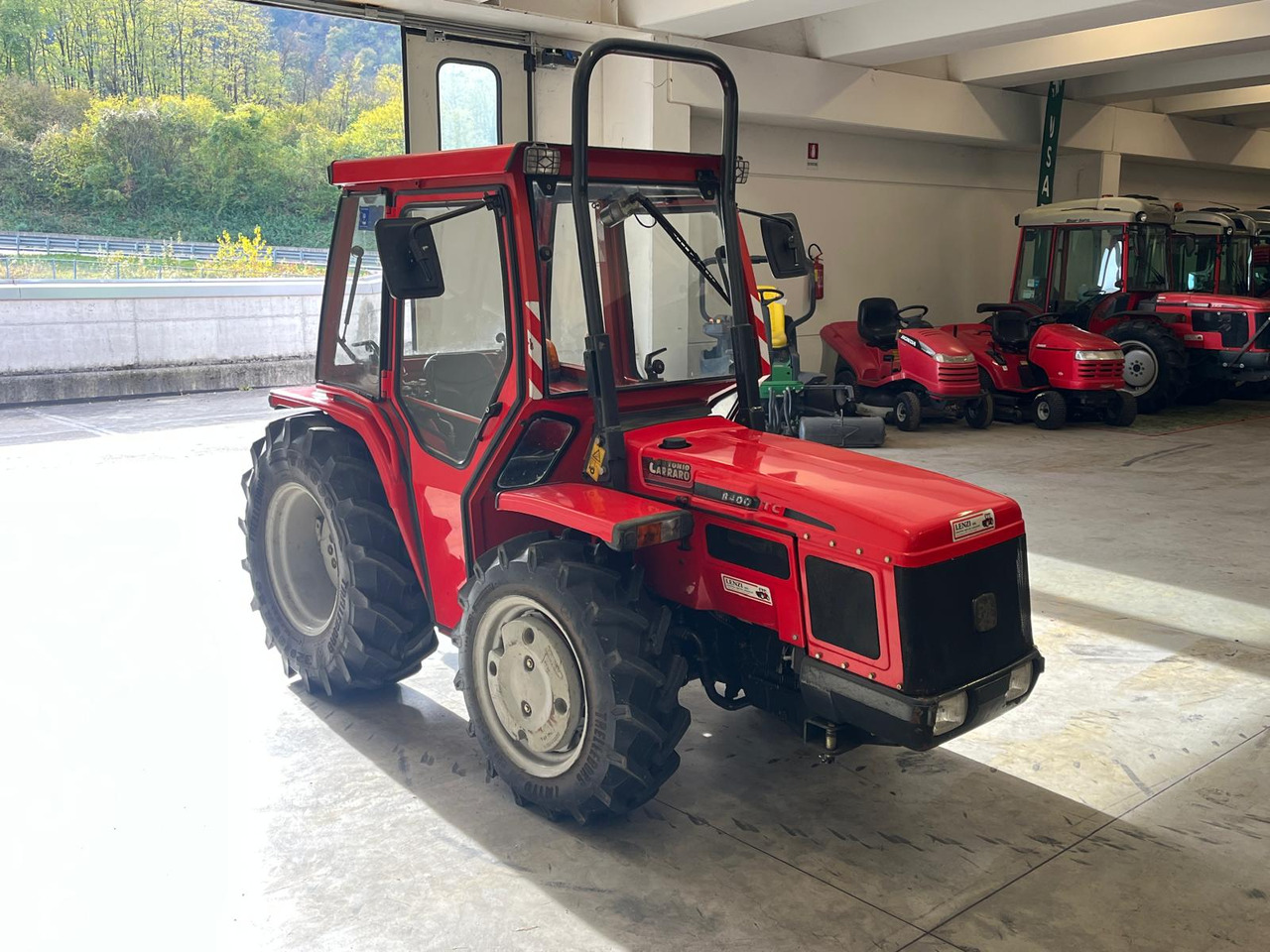 ANTONIO CARRARO TC 8400 F - Tractor: afbeelding 4 ANTONIO CARRARO TC 8400 F - Tractor: afbeelding 4