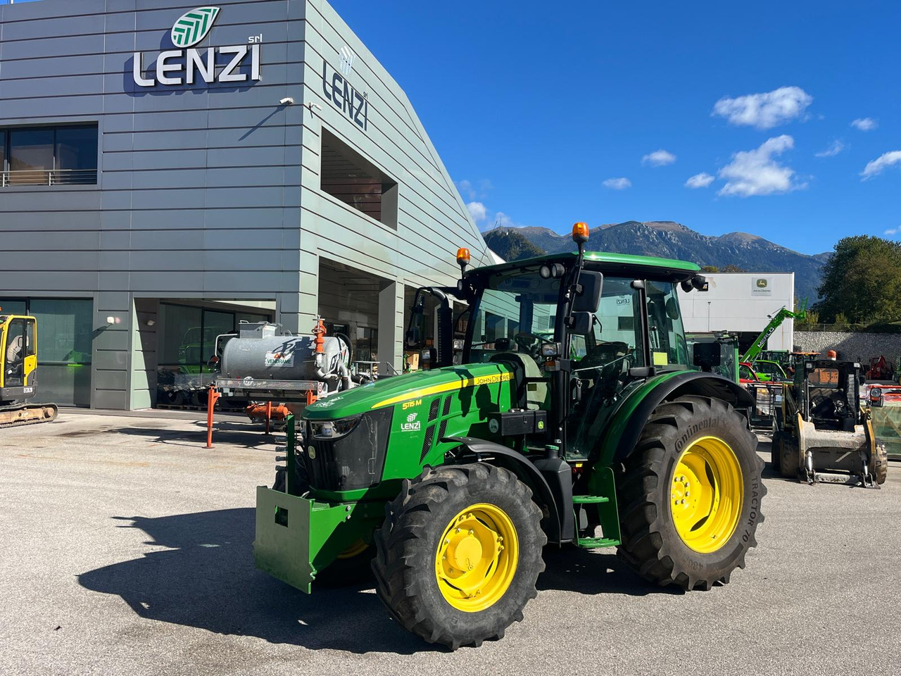 JOHN DEERE 5115M - Tractor: afbeelding 1 JOHN DEERE 5115M - Tractor: afbeelding 1
