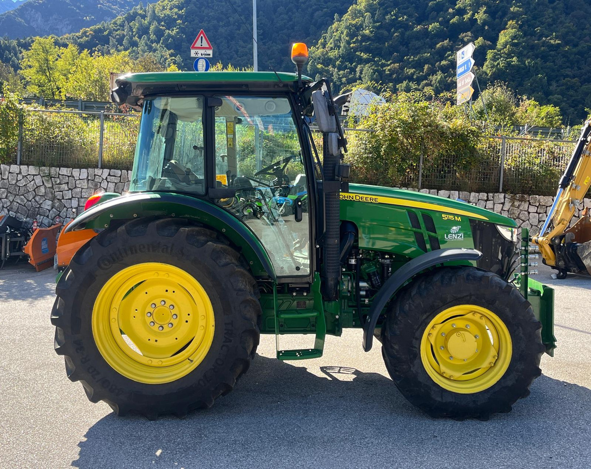 JOHN DEERE 5115M - Tractor: afbeelding 5 JOHN DEERE 5115M - Tractor: afbeelding 5