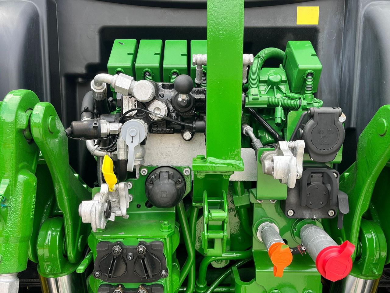 Tractor JOHN DEERE 6130: afbeelding 11