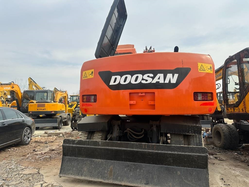 Doosan DH 150 W-7 - Mobiele graafmachine: afbeelding 4 Doosan DH 150 W-7 - Mobiele graafmachine: afbeelding 4