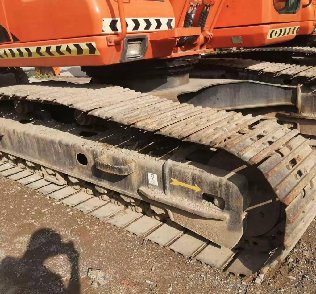 Doosan DH 220 - Rupsgraafmachine: afbeelding 2 Doosan DH 220 - Rupsgraafmachine: afbeelding 2