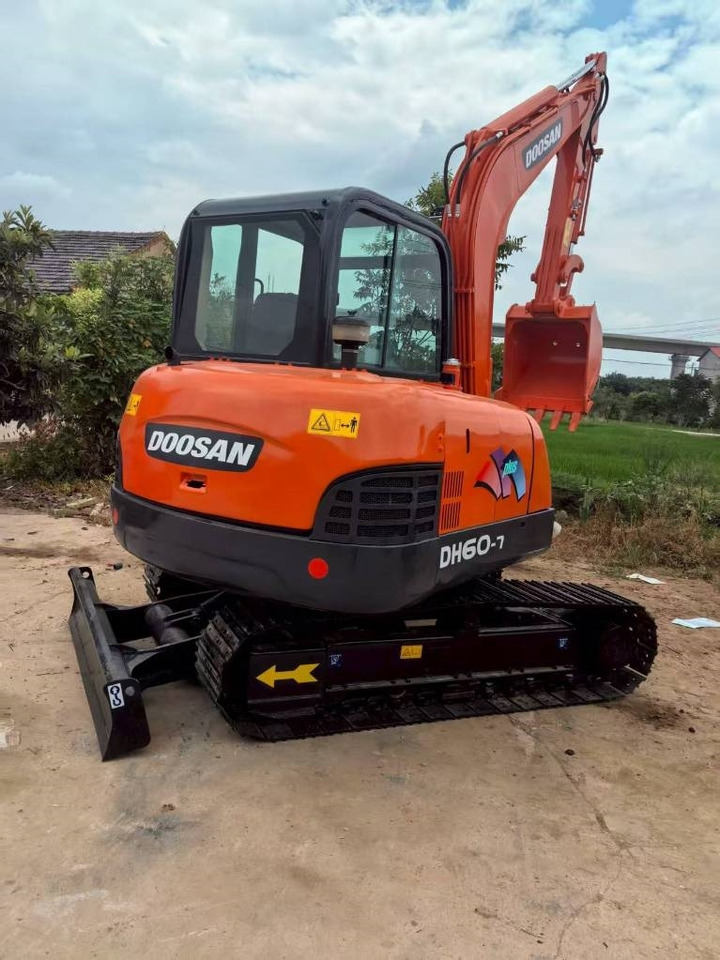 Doosan DH 60 - Minigraafmachine: afbeelding 1 Doosan DH 60 - Minigraafmachine: afbeelding 1