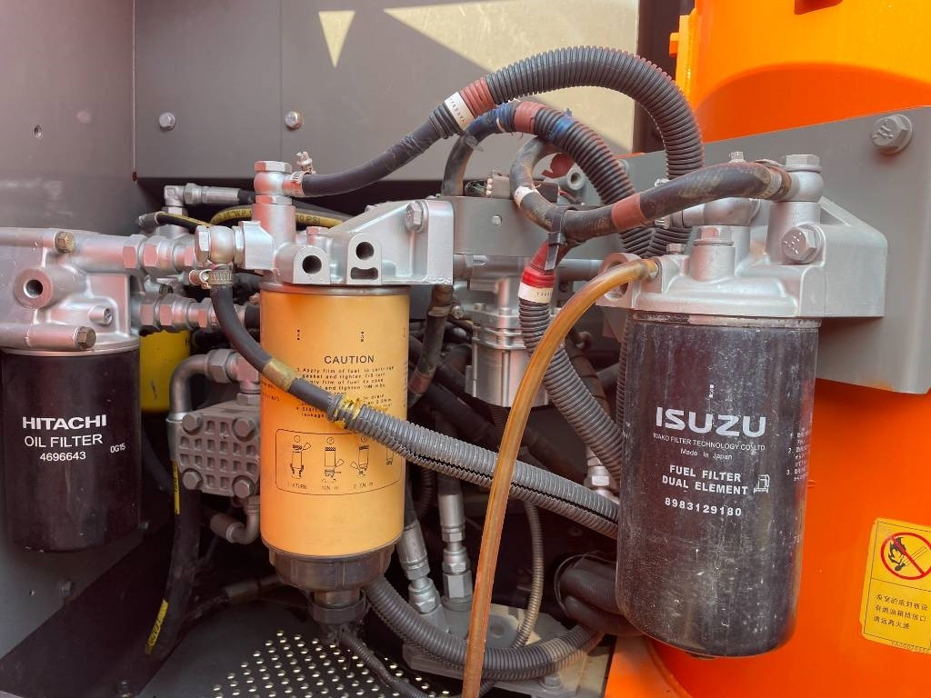 Hitachi ZX 130 - Rupsgraafmachine: afbeelding 4 Hitachi ZX 130 - Rupsgraafmachine: afbeelding 4