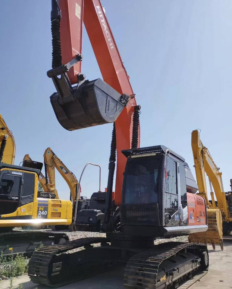 Hitachi ZX 240  - Rupsgraafmachine: afbeelding 1 Hitachi ZX 240  - Rupsgraafmachine: afbeelding 1