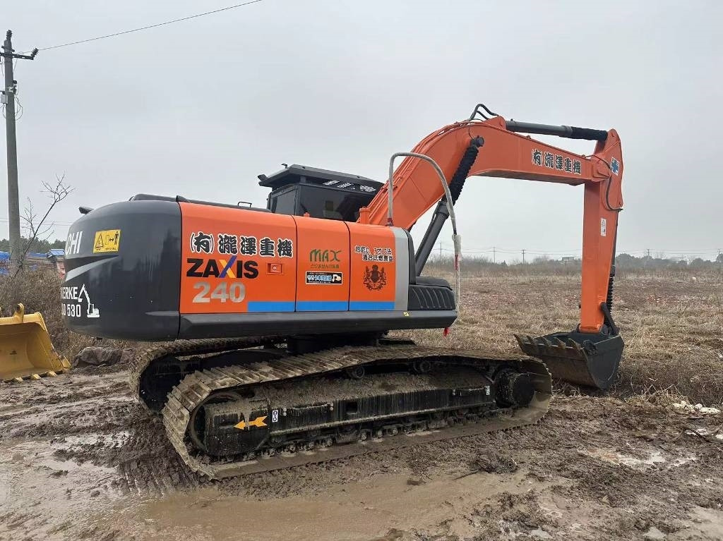 Hitachi ZX 240 - Rupsgraafmachine: afbeelding 1 Hitachi ZX 240 - Rupsgraafmachine: afbeelding 1