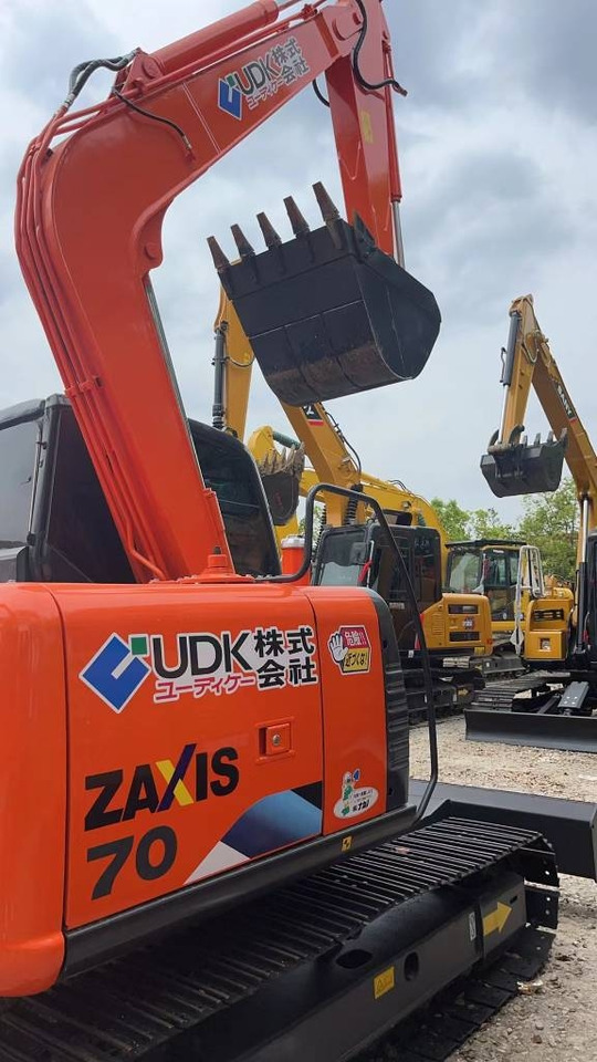 Hitachi ZX 70 - Minigraafmachine: afbeelding 1 Hitachi ZX 70 - Minigraafmachine: afbeelding 1