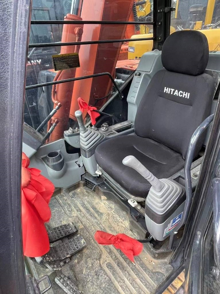 Hitachi ZX 70 - Minigraafmachine: afbeelding 5 Hitachi ZX 70 - Minigraafmachine: afbeelding 5