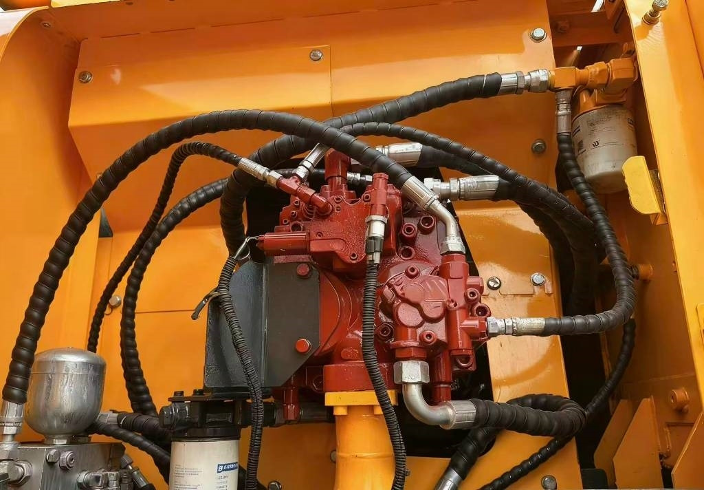 Hyundai 210W -9 - Mobiele graafmachine: afbeelding 5 Hyundai 210W -9 - Mobiele graafmachine: afbeelding 5