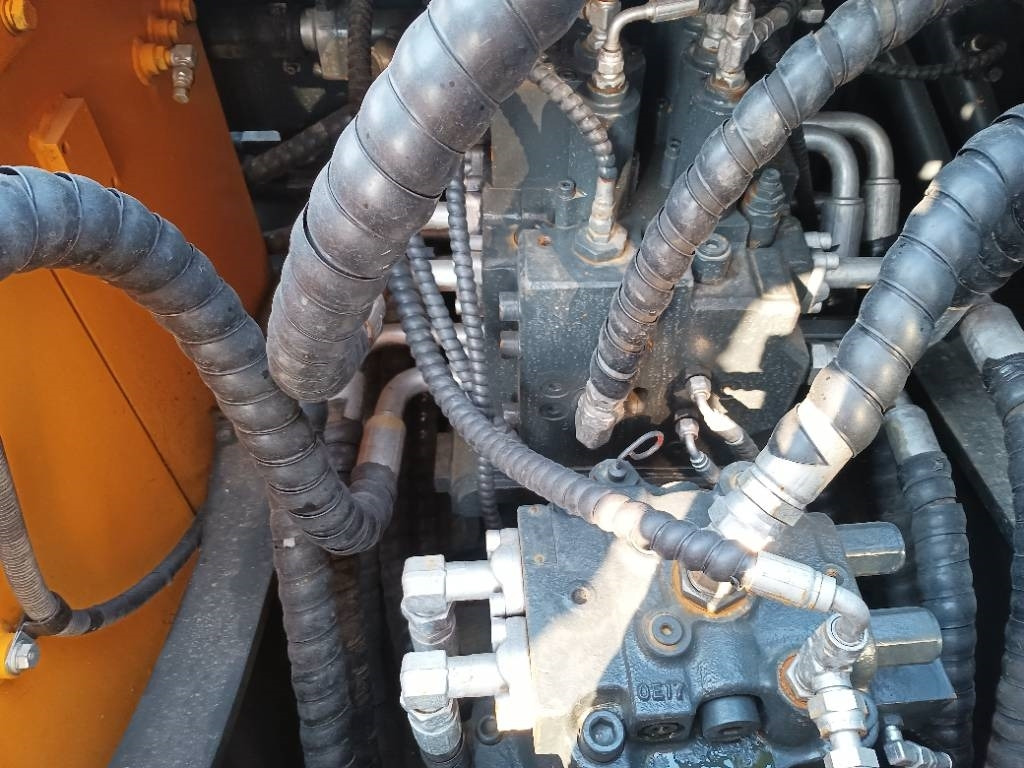 Hyundai R 220-9 S - Rupsgraafmachine: afbeelding 2 Hyundai R 220-9 S - Rupsgraafmachine: afbeelding 2