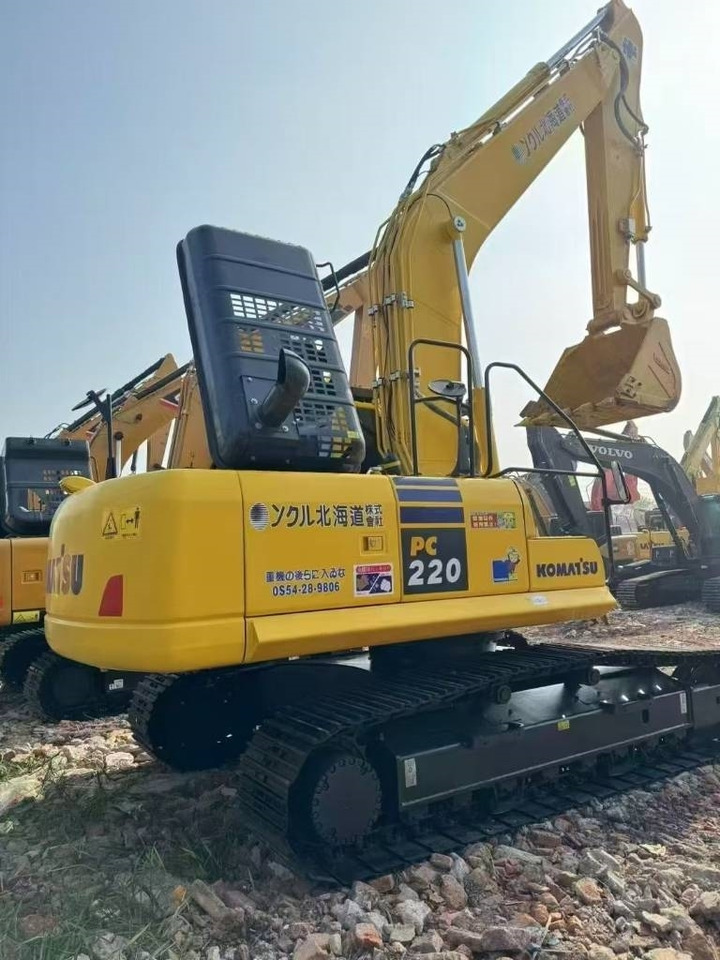 Komatsu 220-8 - Rupsgraafmachine: afbeelding 4 Komatsu 220-8 - Rupsgraafmachine: afbeelding 4