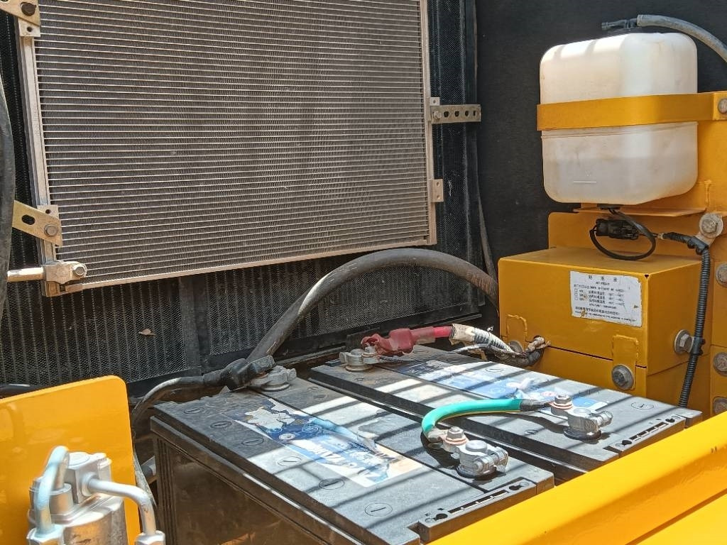 Komatsu PC 160 - Rupsgraafmachine: afbeelding 4 Komatsu PC 160 - Rupsgraafmachine: afbeelding 4