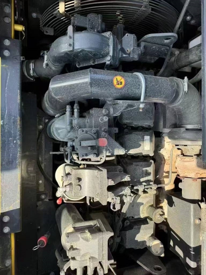 Komatsu PC 400-8 - Rupsgraafmachine: afbeelding 3 Komatsu PC 400-8 - Rupsgraafmachine: afbeelding 3