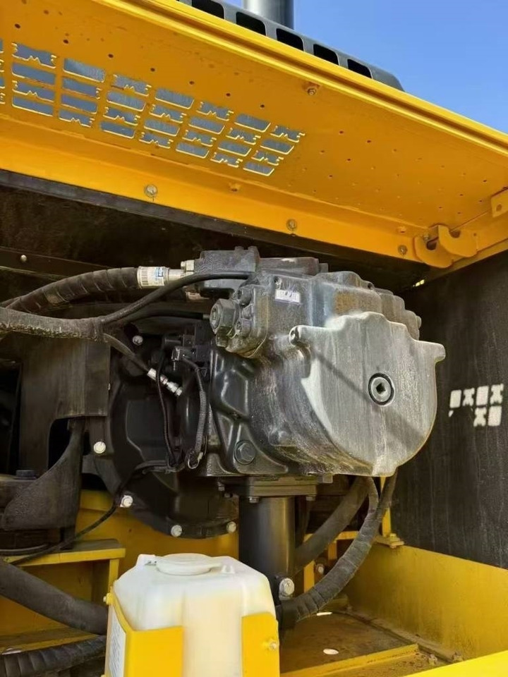 Komatsu PC 400-8 - Rupsgraafmachine: afbeelding 4 Komatsu PC 400-8 - Rupsgraafmachine: afbeelding 4