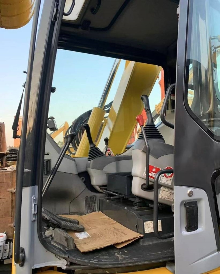 Komatsu PC 78 - Minigraafmachine: afbeelding 3 Komatsu PC 78 - Minigraafmachine: afbeelding 3
