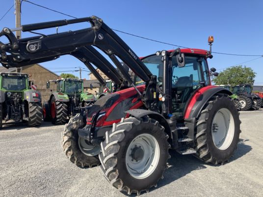 Valtra G105 - Tractor: afbeelding 1 Valtra G105 - Tractor: afbeelding 1