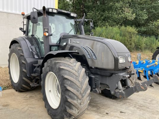 Valtra T213 VERSU - Tractor: afbeelding 4 Valtra T213 VERSU - Tractor: afbeelding 4