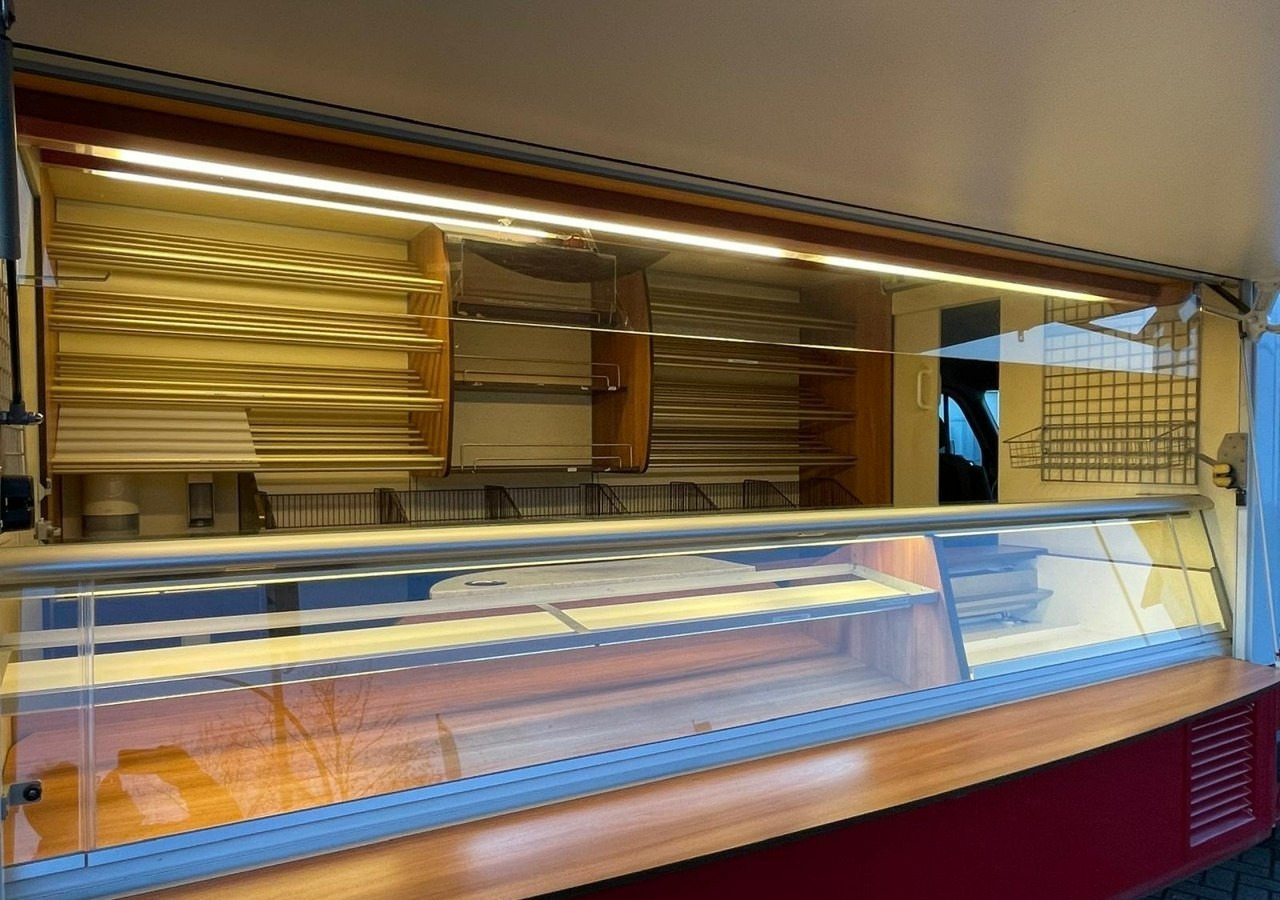 Renault Master Autosklep piecz Sklep Gastronomiczny Food Truck Foodtruck 117tkm Bor - Andere machine: afbeelding 2 Renault Master Autosklep piecz Sklep Gastronomiczny Food Truck Foodtruck 117tkm Bor - Andere machine: afbeelding 2