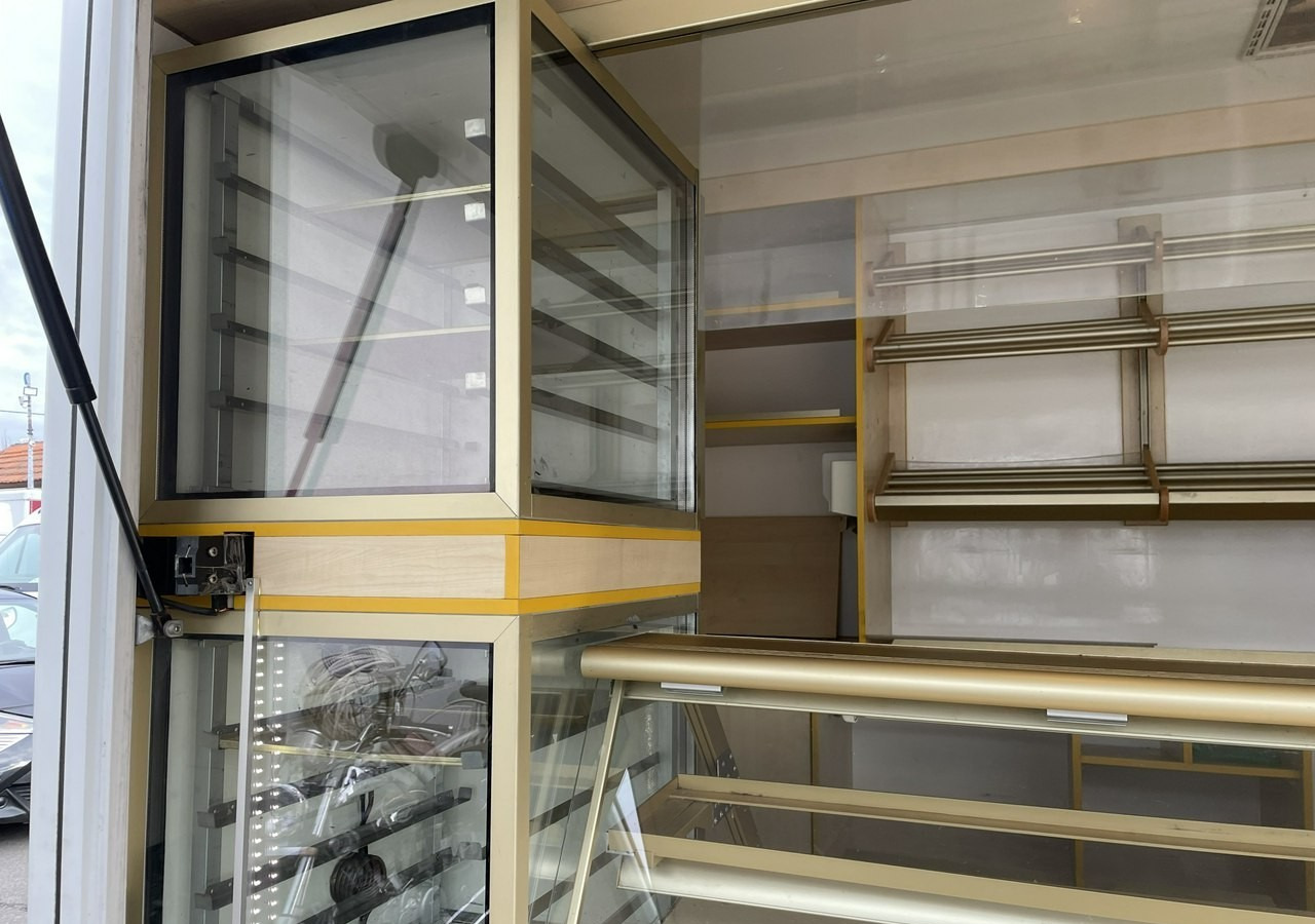 Citroen Jumper Citroen Autosklep piecz Sklep Gastronomiczny Food Truck Foodtruck 20 - Zelfrijdende verkoopwagen: afbeelding 5 Citroen Jumper Citroen Autosklep piecz Sklep Gastronomiczny Food Truck Foodtruck 20 - Zelfrijdende verkoopwagen: afbeelding 5