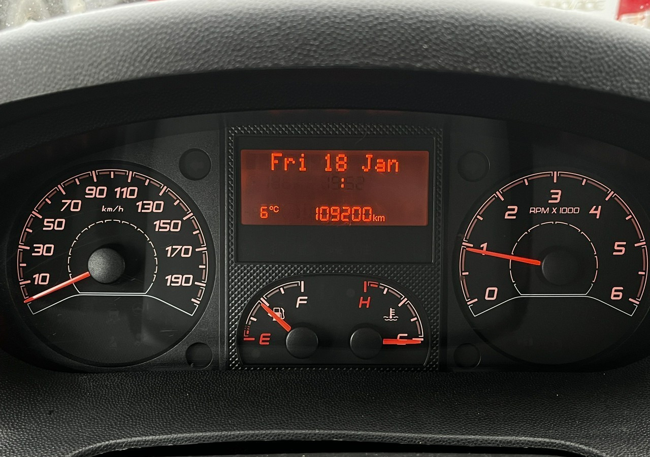 Citroen Jumper Jumper 2.2-140KM Długi Wysoki Klima Kamera 106tkm Model 2022 - Gesloten bestelwagen: afbeelding 4 Citroen Jumper Jumper 2.2-140KM Długi Wysoki Klima Kamera 106tkm Model 2022 - Gesloten bestelwagen: afbeelding 4