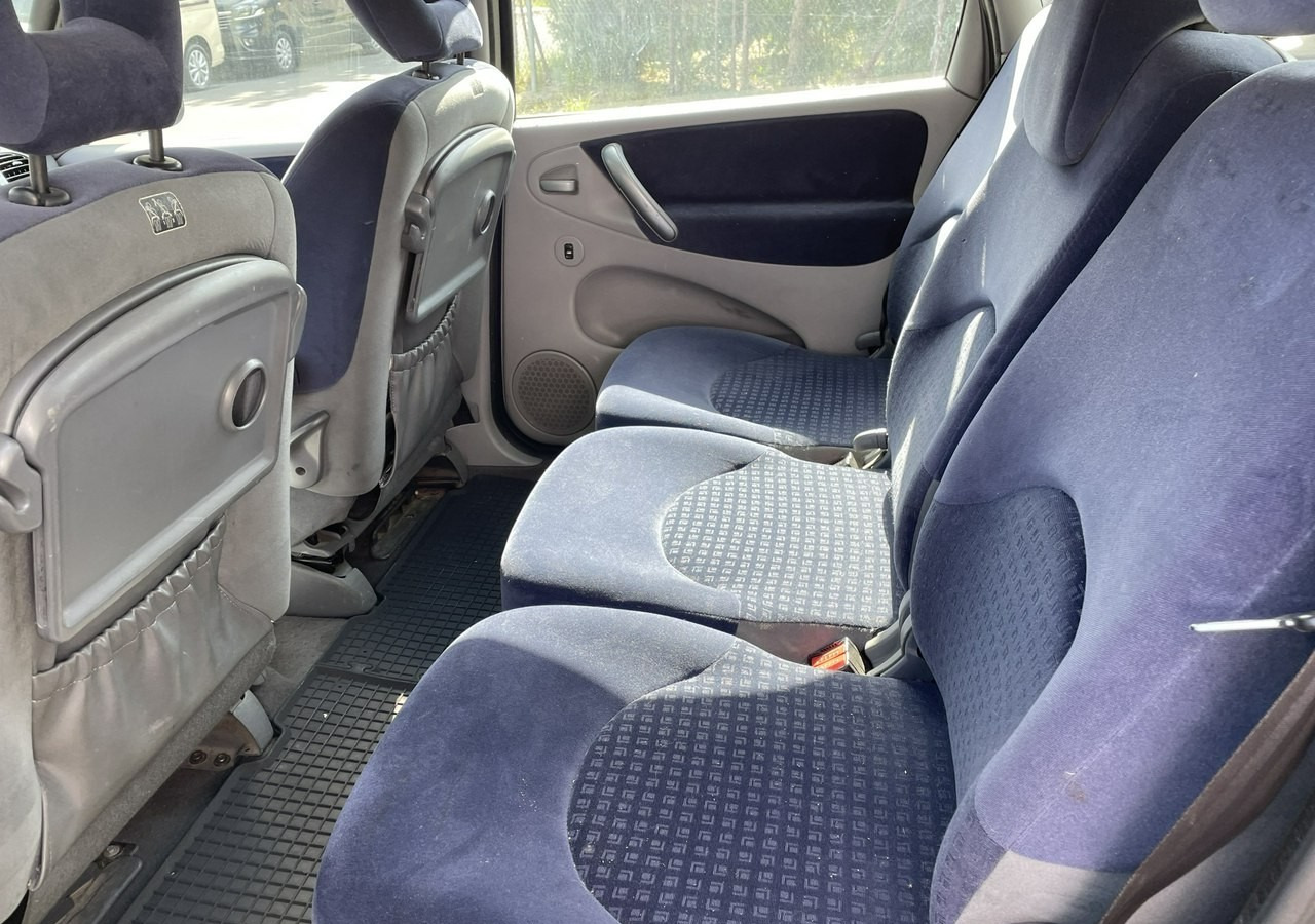 Personenwagen Citroen Xsara Picasso Citroen Xsara Picasso 1.6HDI-110KM Klima tempomat 2006: afbeelding 8 Personenwagen Citroen Xsara Picasso Citroen Xsara Picasso 1.6HDI-110KM Klima tempomat 2006: afbeelding 8