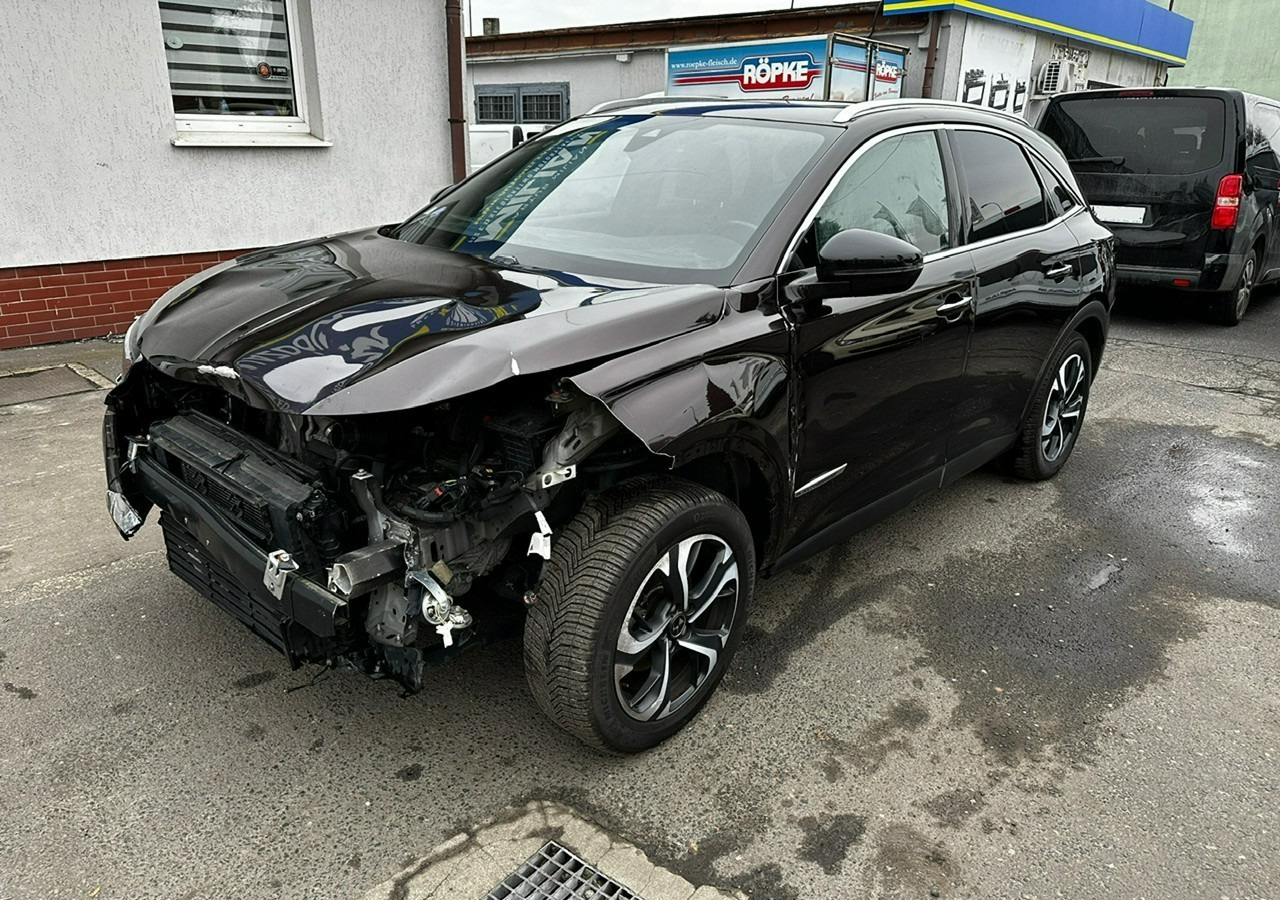 DS DS 7 DS 7 Crossback 1.6THP Automat 180KM Bogate wyposażenie 2019 - SUV: afbeelding 4 DS DS 7 DS 7 Crossback 1.6THP Automat 180KM Bogate wyposażenie 2019 - SUV: afbeelding 4