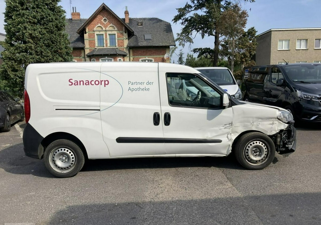Fiat Doblo Fiat Doblo 1,6 jtd ECO Flex chłodnia do leków 2017 - Koelwagen: afbeelding 5 Fiat Doblo Fiat Doblo 1,6 jtd ECO Flex chłodnia do leków 2017 - Koelwagen: afbeelding 5