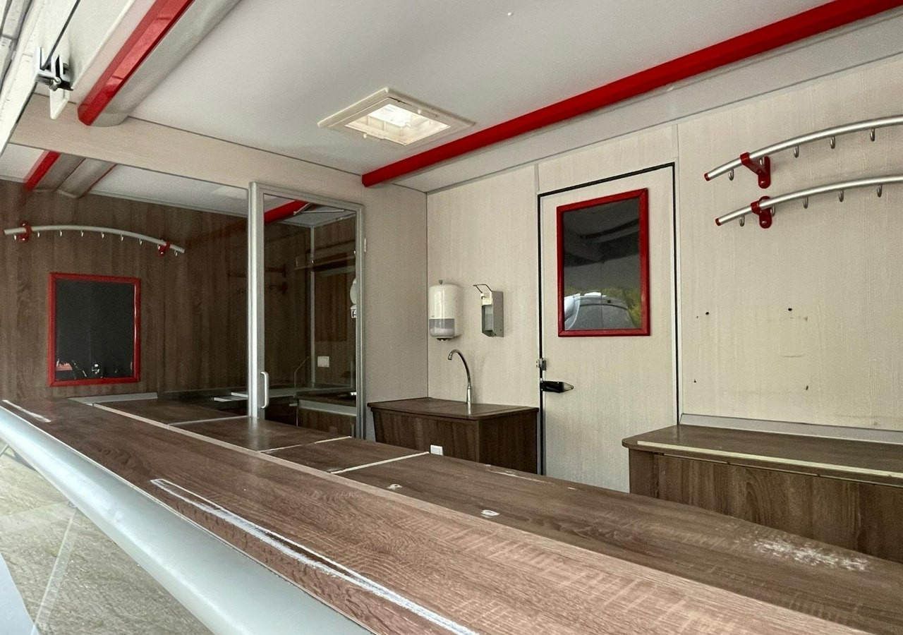 Fiat Ducato Autosklep Gastronomiczny Food Truck Foodtruck sklep W-zasil 2018 BOR - Zelfrijdende verkoopwagen: afbeelding 2 Fiat Ducato Autosklep Gastronomiczny Food Truck Foodtruck sklep W-zasil 2018 BOR - Zelfrijdende verkoopwagen: afbeelding 2