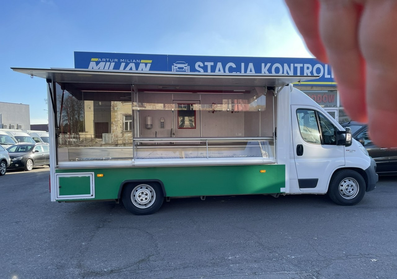 Fiat Ducato Autosklep Gastronomiczny Food Truck Foodtruck sklep W-zasil 2019 BOR - Zelfrijdende verkoopwagen: afbeelding 2 Fiat Ducato Autosklep Gastronomiczny Food Truck Foodtruck sklep W-zasil 2019 BOR - Zelfrijdende verkoopwagen: afbeelding 2