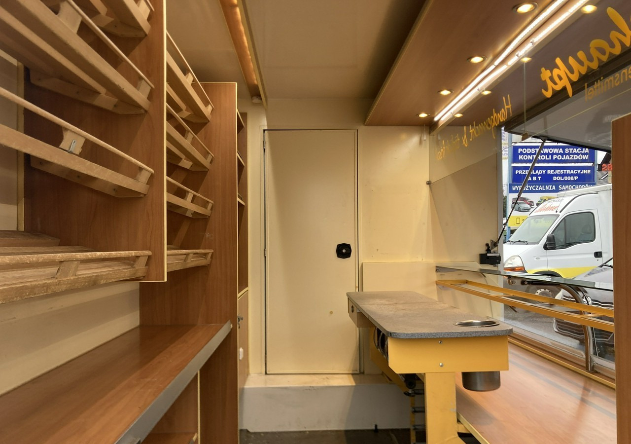 Fiat Ducato Autosklep pieczy Gastronomiczny Food Truck Foodtruck sklep bar 2013 - Zelfrijdende verkoopwagen: afbeelding 5 Fiat Ducato Autosklep pieczy Gastronomiczny Food Truck Foodtruck sklep bar 2013 - Zelfrijdende verkoopwagen: afbeelding 5