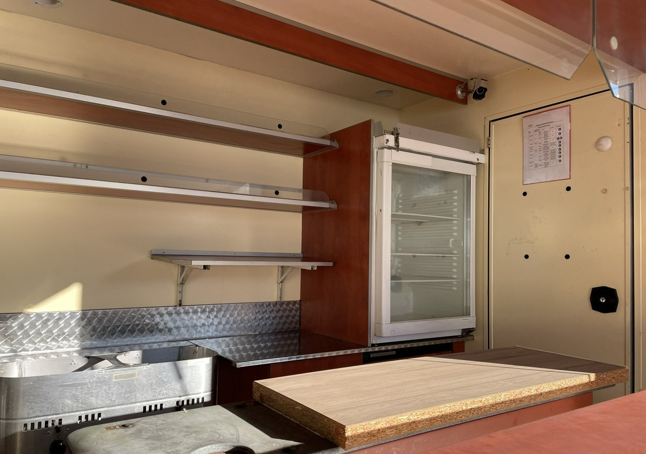 Fiat Ducato Autosklep wędlin Gastronomiczna food truck foodtruck sklep 118tkm 20 - Zelfrijdende verkoopwagen: afbeelding 3 Fiat Ducato Autosklep wędlin Gastronomiczna food truck foodtruck sklep 118tkm 20 - Zelfrijdende verkoopwagen: afbeelding 3