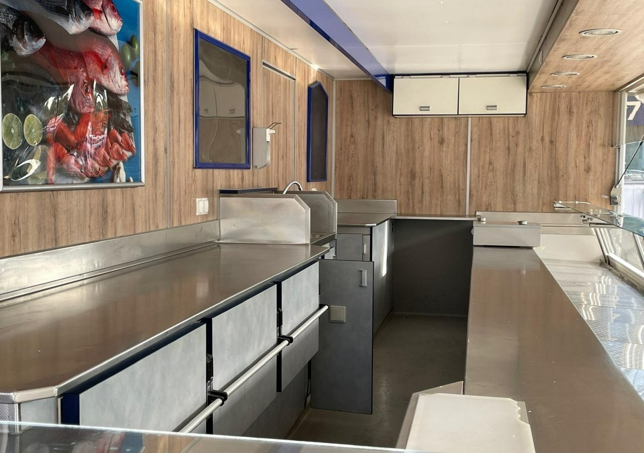 Fiat Ducato Autosklep wędlin Gastronomiczna food truck foodtruck sklep Borco 201 - Zelfrijdende verkoopwagen: afbeelding 5 Fiat Ducato Autosklep wędlin Gastronomiczna food truck foodtruck sklep Borco 201 - Zelfrijdende verkoopwagen: afbeelding 5