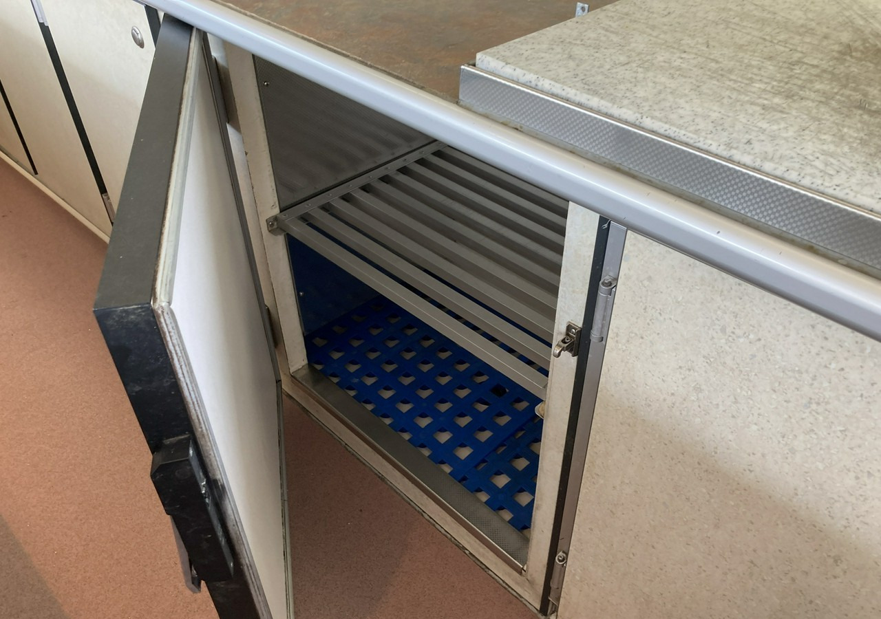 Zelfrijdende verkoopwagen Fiat Ducato Autosklep wędlin Gastronomiczny Food Truck Foodtruck Sklep bar Borco: afbeelding 17