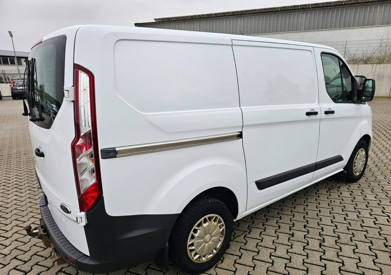 Ford Transit Transit Custom Ford Transit Custom 2.2-125KM Klima 2015 - Gesloten bestelwagen: afbeelding 2 Ford Transit Transit Custom Ford Transit Custom 2.2-125KM Klima 2015 - Gesloten bestelwagen: afbeelding 2
