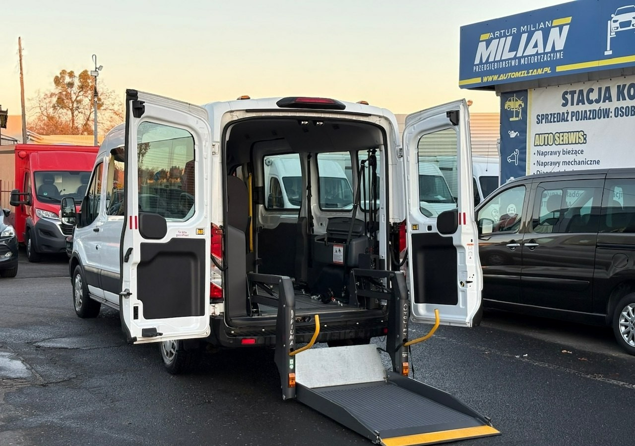 Ford Transit VIII Transit do przewozu Niepełnosprawnych 3 Wózki inwalida Rrampa 2020 - Personenwagen: afbeelding 1 Ford Transit VIII Transit do przewozu Niepełnosprawnych 3 Wózki inwalida Rrampa 2020 - Personenwagen: afbeelding 1