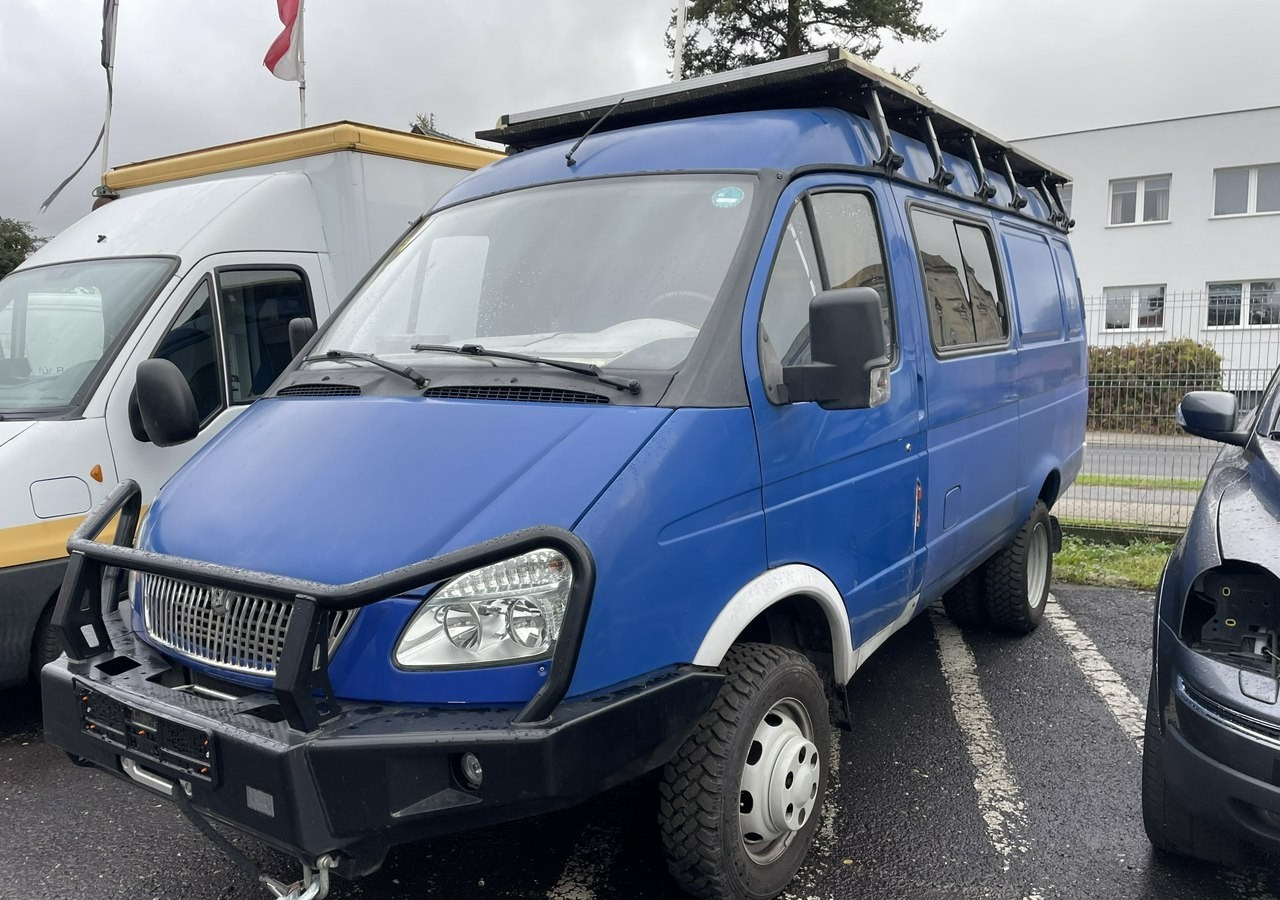 Gaz Gazela Gaz Gazelle Kamper furgon 4X4 benzyna + GAZ LPG Solar 94329km 2010 - Gesloten bestelwagen: afbeelding 2 Gaz Gazela Gaz Gazelle Kamper furgon 4X4 benzyna + GAZ LPG Solar 94329km 2010 - Gesloten bestelwagen: afbeelding 2