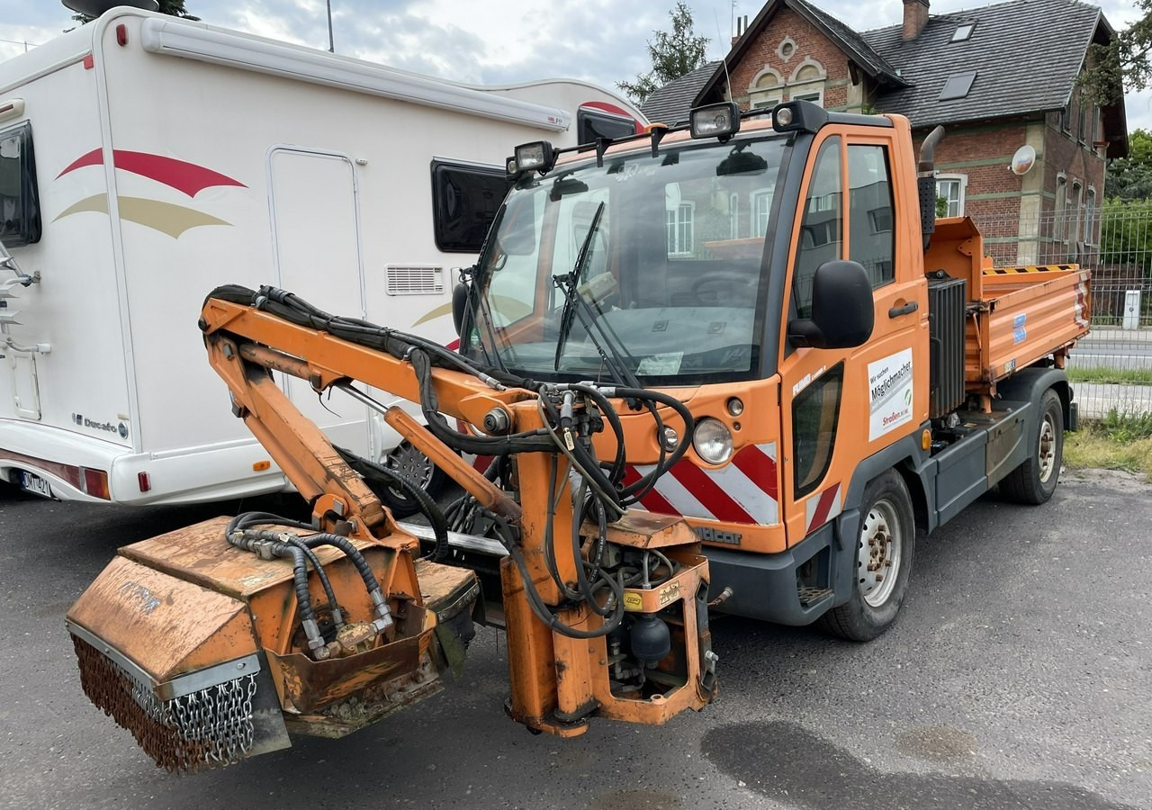 Multicar Inny Multicar Multicar M-3 Kosiarka Teleskopowa posypywarka pług 2008 - Gemeentelijke machine/ Speciaal: afbeelding 5 Multicar Inny Multicar Multicar M-3 Kosiarka Teleskopowa posypywarka pług 2008 - Gemeentelijke machine/ Speciaal: afbeelding 5