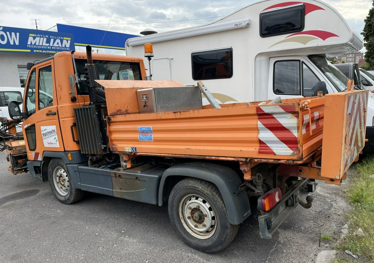 Multicar Inny Multicar Multicar M-3 Kosiarka Teleskopowa posypywarka pług 2008 - Gemeentelijke machine/ Speciaal: afbeelding 4 Multicar Inny Multicar Multicar M-3 Kosiarka Teleskopowa posypywarka pług 2008 - Gemeentelijke machine/ Speciaal: afbeelding 4