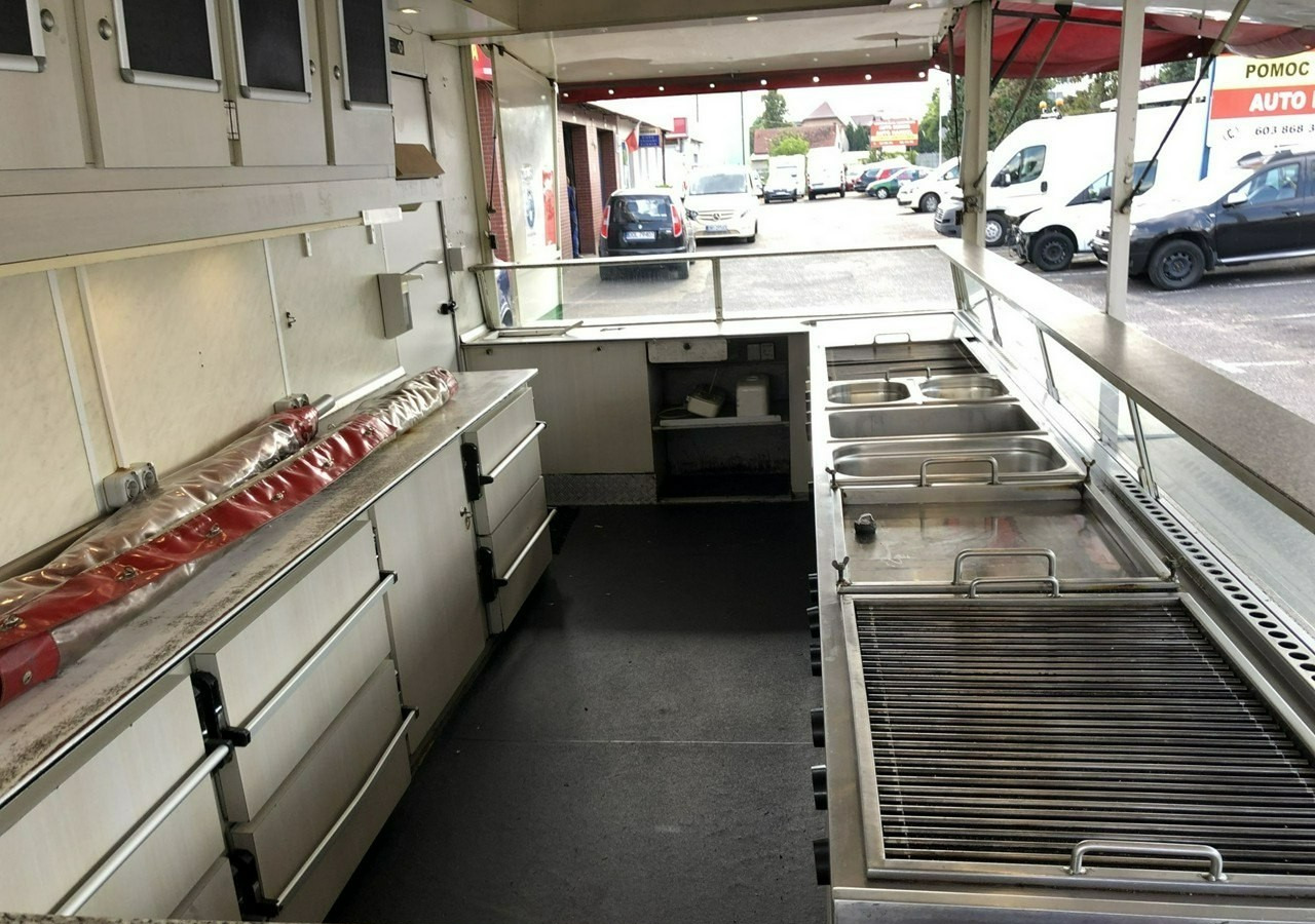 Inna Inny Autosklep Gastronomicznay Foodtruck sklep Food truck Gril imbis Borc - Verkoopwagen: afbeelding 5 Inna Inny Autosklep Gastronomicznay Foodtruck sklep Food truck Gril imbis Borc - Verkoopwagen: afbeelding 5