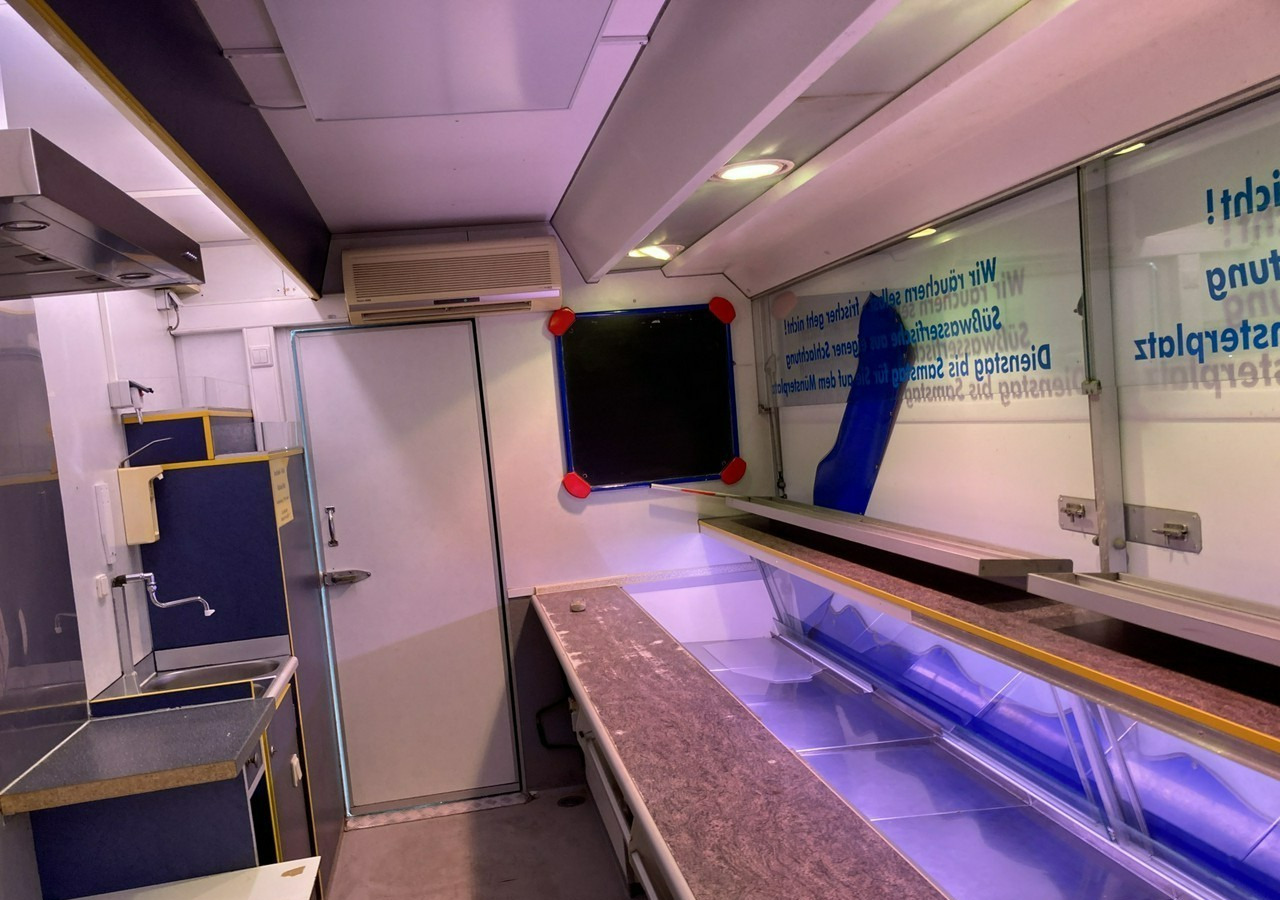 Inna Inny Autosklep wędlin Gastronomiczna food truck foodtruck sklep Klima199 - Verkoopwagen: afbeelding 4 Inna Inny Autosklep wędlin Gastronomiczna food truck foodtruck sklep Klima199 - Verkoopwagen: afbeelding 4