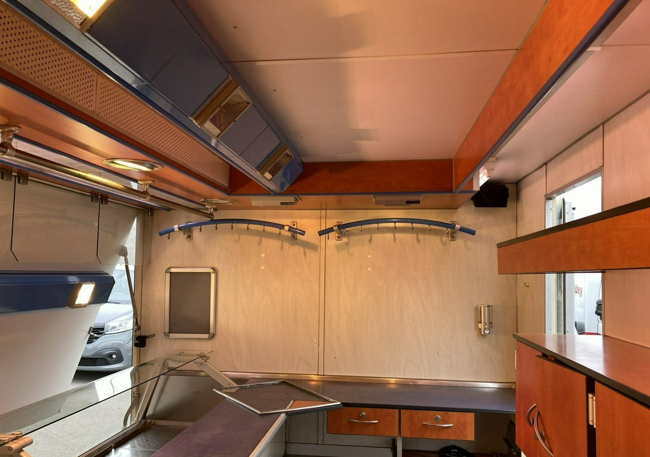 Inna Inny Autosklep wędlin Gastronomiczna food truck foodtruck sklep bar 2000 - Verkoopwagen: afbeelding 5 Inna Inny Autosklep wędlin Gastronomiczna food truck foodtruck sklep bar 2000 - Verkoopwagen: afbeelding 5