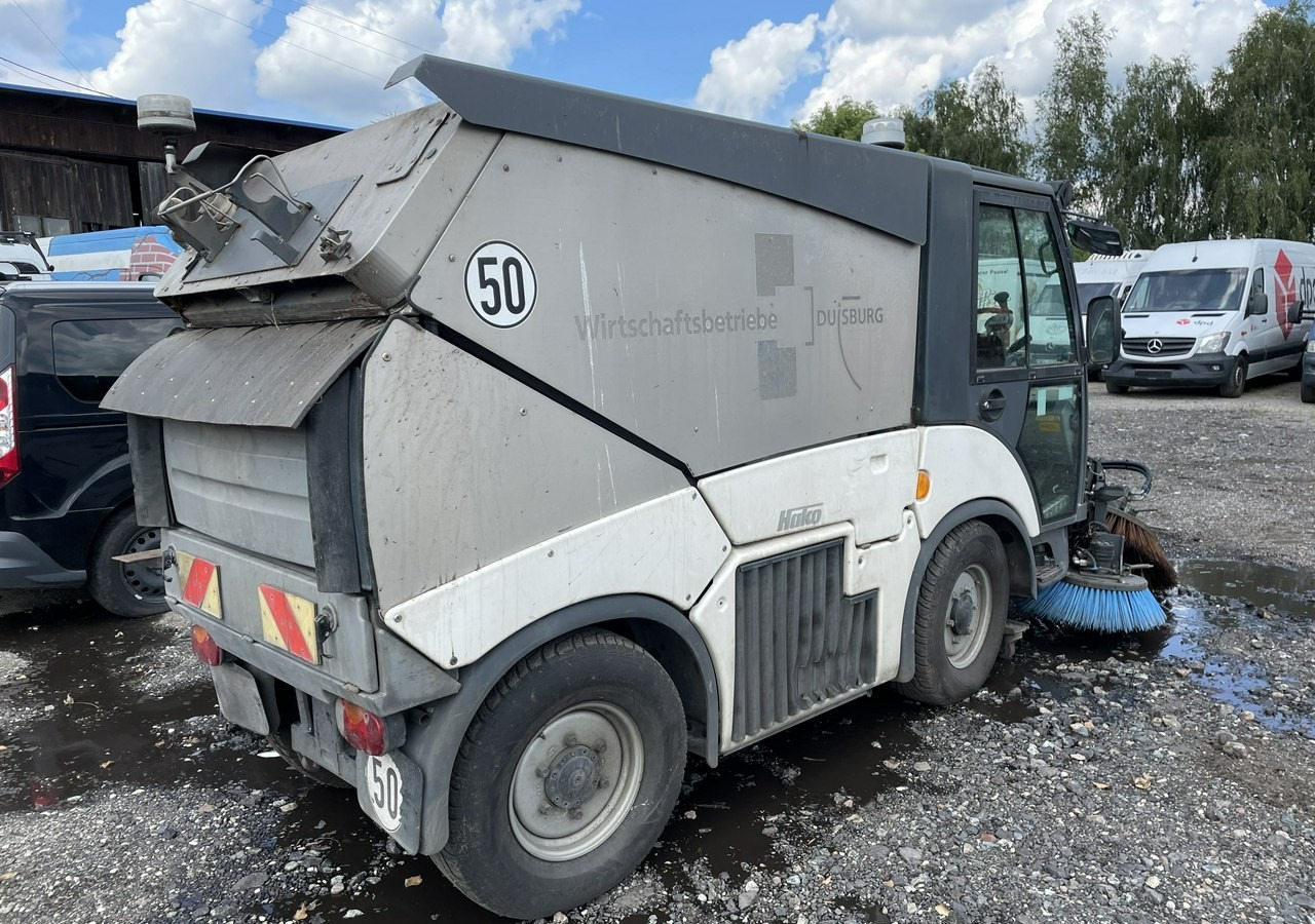 Inna Inny Hako Citymaster 2000 Zamiatarka 2016 - Veegwagen: afbeelding 3 Inna Inny Hako Citymaster 2000 Zamiatarka 2016 - Veegwagen: afbeelding 3