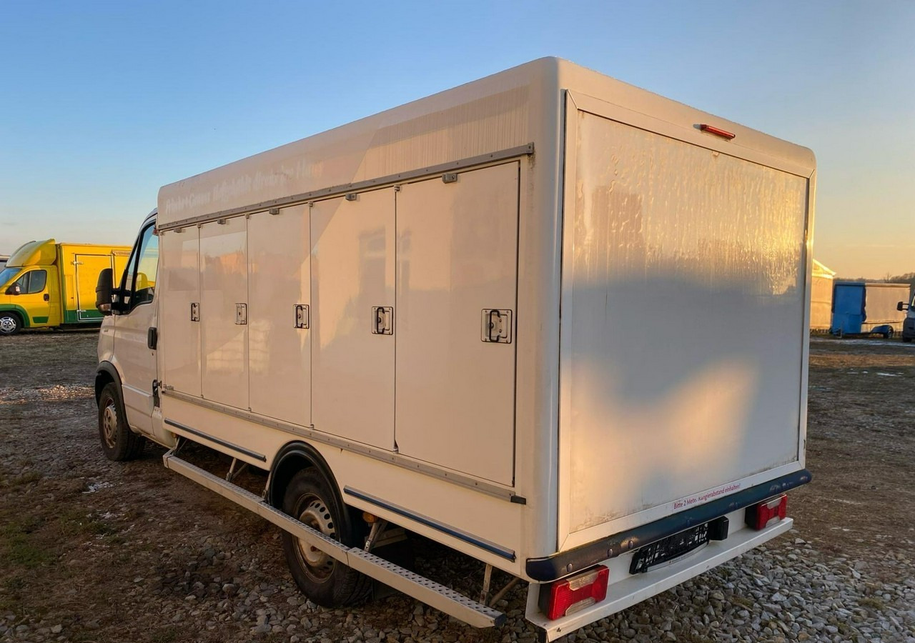Iveco Inny Iveco Iveco Daily 35-13 chłodnia 10 komorowa Mrożnia do -40C Model 2014 - Koelwagen: afbeelding 2 Iveco Inny Iveco Iveco Daily 35-13 chłodnia 10 komorowa Mrożnia do -40C Model 2014 - Koelwagen: afbeelding 2