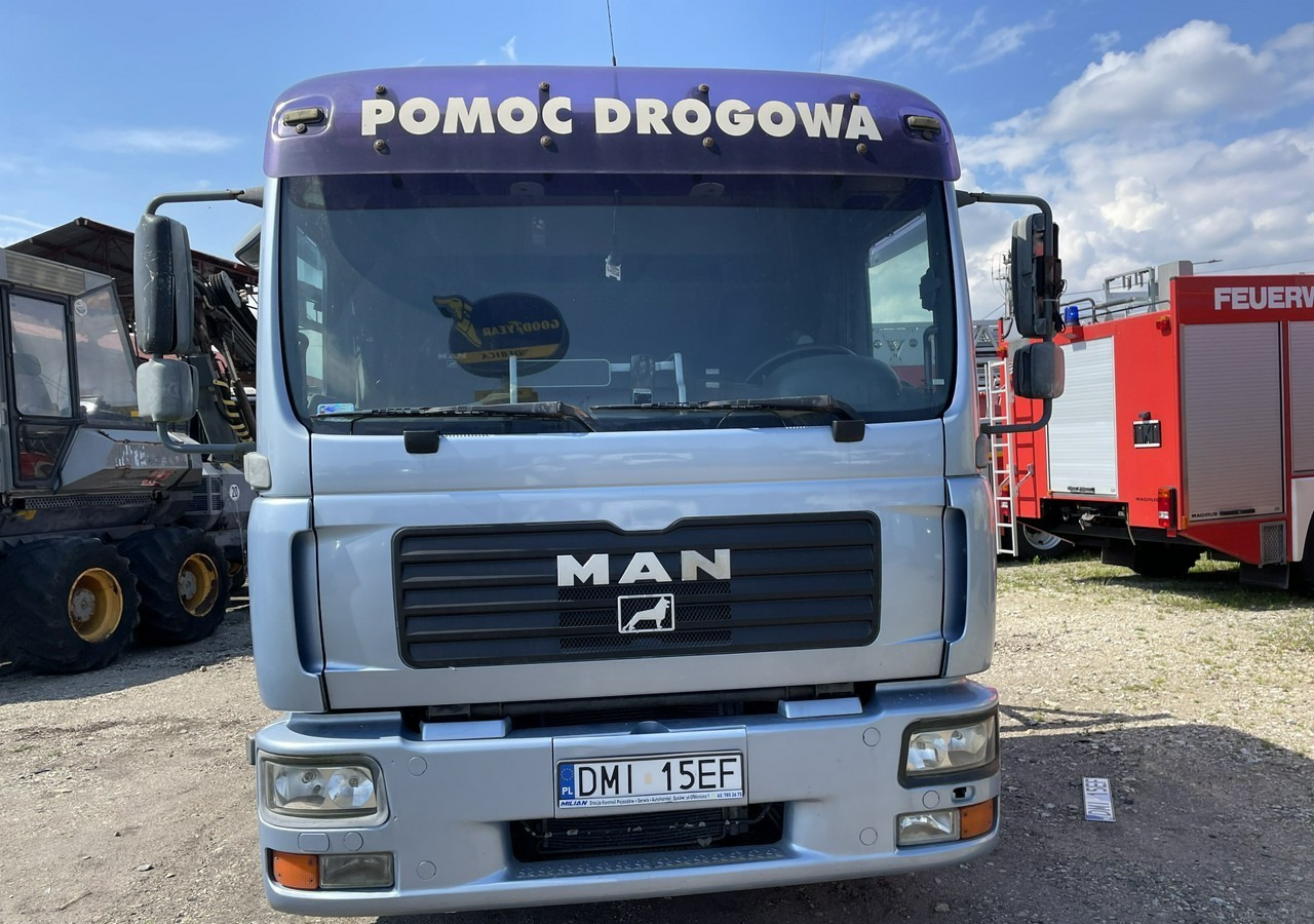 MAN Inny MAN MAN TGL 8.210 Pomoc drogowa Autolaweta na 2 Auta 2005 - Bergingsvoertuig: afbeelding 3 MAN Inny MAN MAN TGL 8.210 Pomoc drogowa Autolaweta na 2 Auta 2005 - Bergingsvoertuig: afbeelding 3