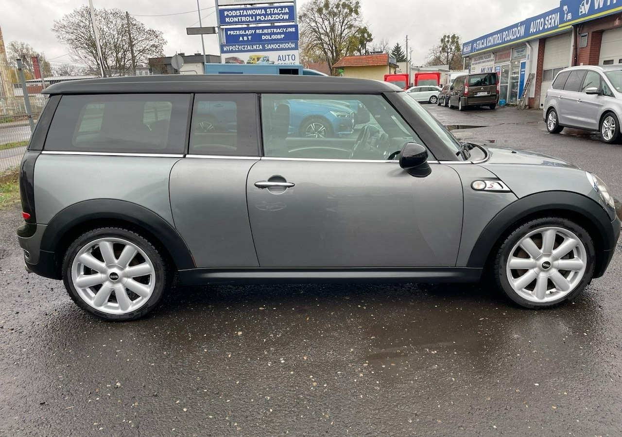 MINI Clubman I Clubman S 1.6 174KM Bogate wyposażenie 96tKM 2009 - Hatchback: afbeelding 5 MINI Clubman I Clubman S 1.6 174KM Bogate wyposażenie 96tKM 2009 - Hatchback: afbeelding 5