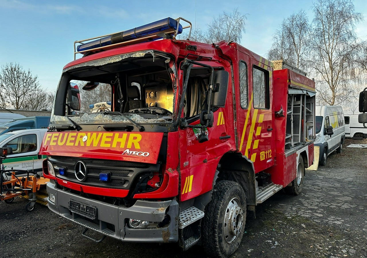 Mercedes-Benz Inny Mercedes-Benz Atego 918 Straż Pożarna 4X4 2006 - Brandweerwagen: afbeelding 5 Mercedes-Benz Inny Mercedes-Benz Atego 918 Straż Pożarna 4X4 2006 - Brandweerwagen: afbeelding 5