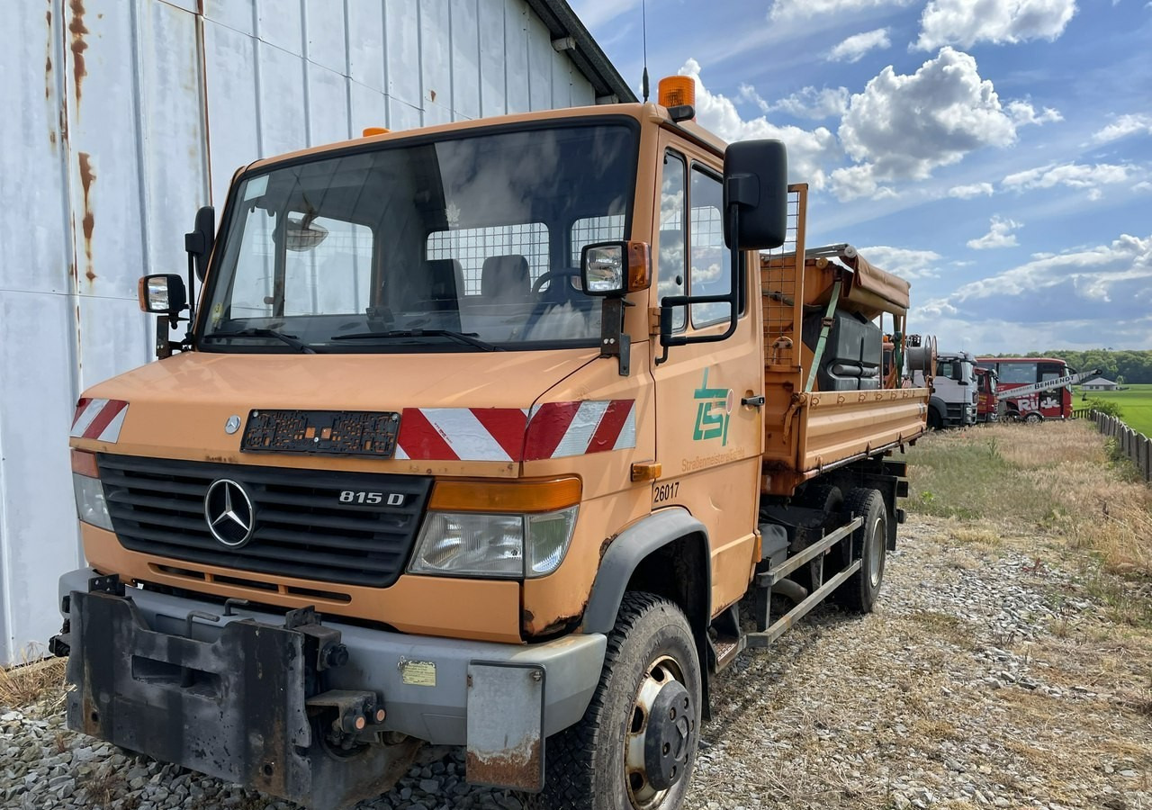 Mercedes-Benz Inny Mercedes-Benz Mercedes Vario 815 Wywrotka 4X4 2004 - Sneeuwruimer: afbeelding 4 Mercedes-Benz Inny Mercedes-Benz Mercedes Vario 815 Wywrotka 4X4 2004 - Sneeuwruimer: afbeelding 4