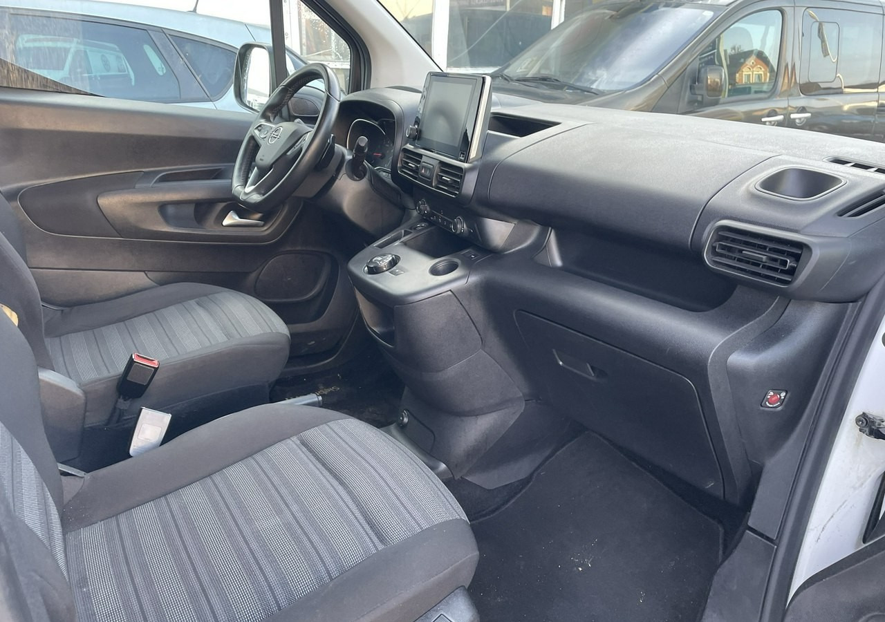 Opel Combo IV Combo Life Combo Life Maxi Niepełnosprawnych inwalida rampa PFRON Model - Stationwagen: afbeelding 4 Opel Combo IV Combo Life Combo Life Maxi Niepełnosprawnych inwalida rampa PFRON Model - Stationwagen: afbeelding 4