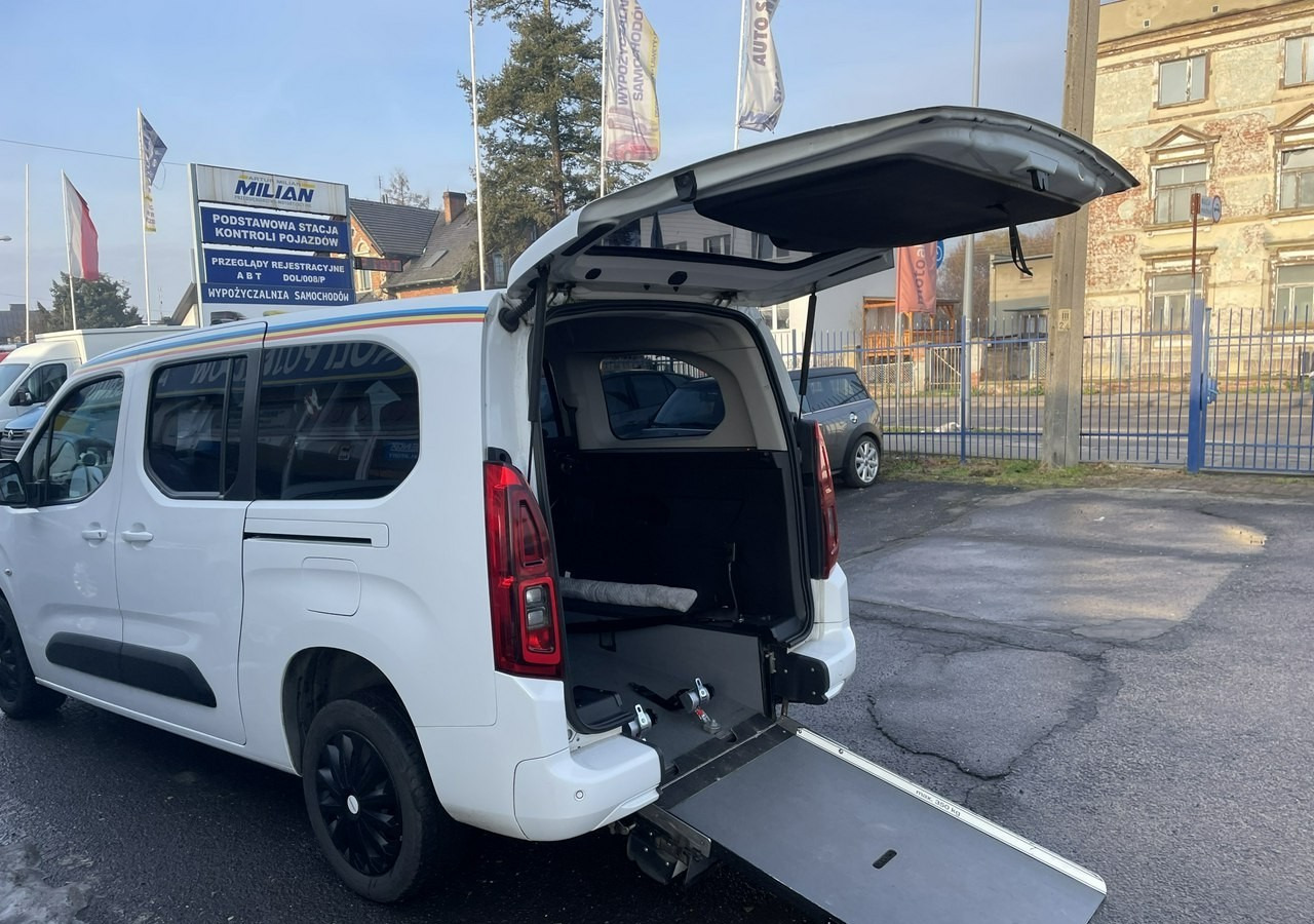 Opel Combo IV Combo Life Combo Life Maxi Niepełnosprawnych inwalida rampa PFRON Model - Stationwagen: afbeelding 3 Opel Combo IV Combo Life Combo Life Maxi Niepełnosprawnych inwalida rampa PFRON Model - Stationwagen: afbeelding 3
