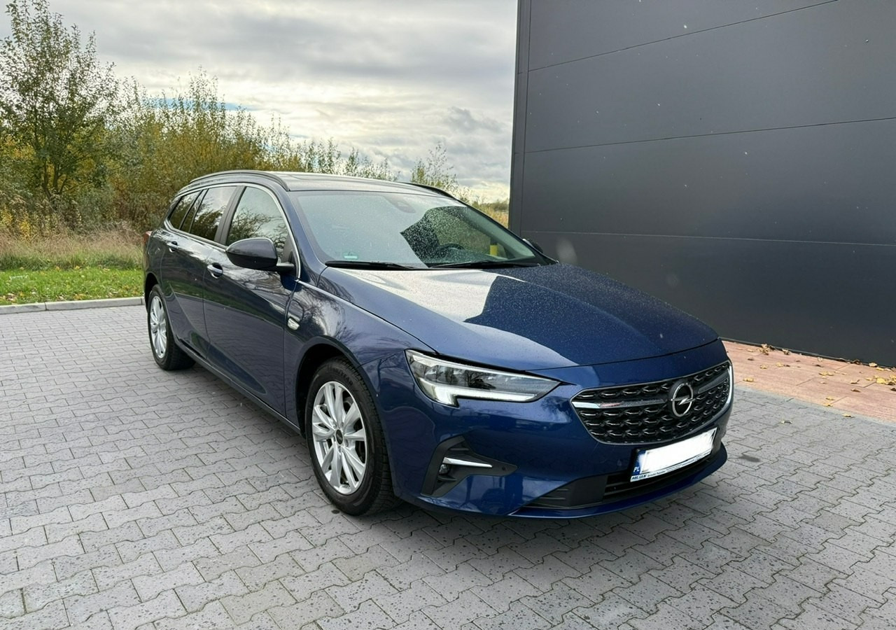 Opel Insignia II Country Tourer Sports Tourer 1.5CDTi 122KM Automat Navi Panorama Klima Model 2022 - Stationwagen: afbeelding 2 Opel Insignia II Country Tourer Sports Tourer 1.5CDTi 122KM Automat Navi Panorama Klima Model 2022 - Stationwagen: afbeelding 2